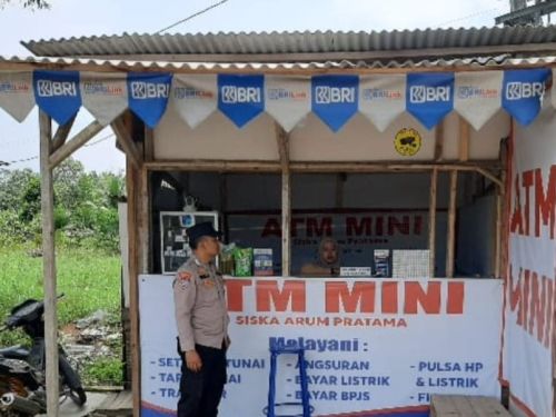 Bhabinkamtibmas Polsek Tanjung Raya himbau pemilik ATM Mini di Desa Bangun Jaya