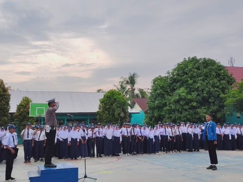 kasat lantas polres mesuji pimpin upacara di mtsn 1 mesuji dalam rangka ops keselamatan krakatau 2026